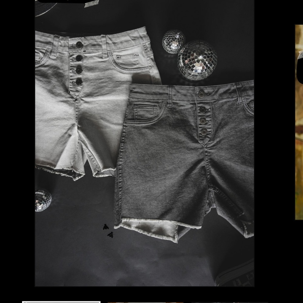 Reversible Button-Up Denim Shorts MED